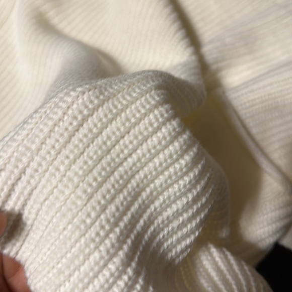 NWOT Ugerlov Knit PULLOVER SWEATER TOP SIZE M CREAMY WHITE COLOR - Picture 9 of 10